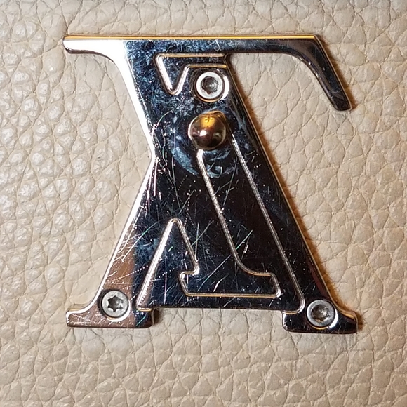 SOLD@! Louis Vuitton Portefeiulle Lock Me 2 Wallet - Picture 3 of 12